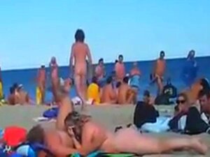 Heisser Sex An Einem öffentlichen Strand In Spanien