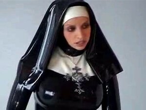 Latex Nonne Handy Pornos - NurXXX.mobi