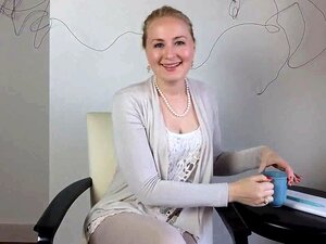 Notgeile reife Hausfrau lässt sich vom Physiotherapeuten bumsen Notgeile reife Hausfrau lässt sich vom Physiotherapeuten bumsen