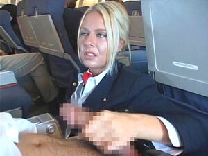 Porno flugzeug Stewardessen beim